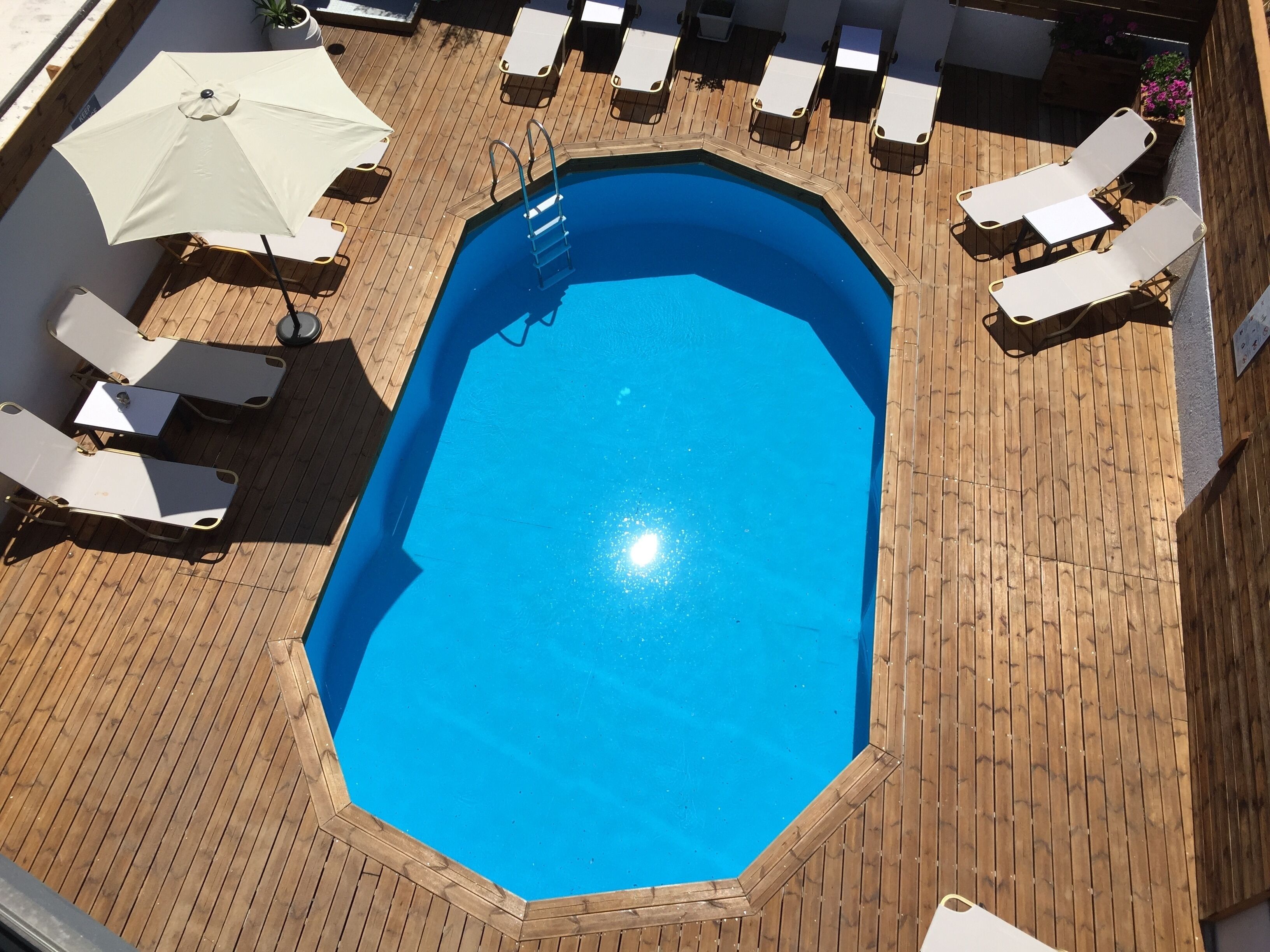 季節性室外游泳池