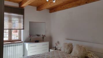 3 Schlafzimmer, Bügeleisen/Bügelbrett, Reisekinderbett, kostenloses WLAN