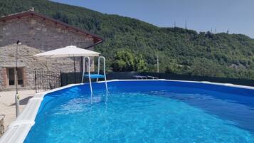 Piscina all'aperto