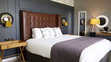 Superior Room | Desk, free WiFi, bed sheets