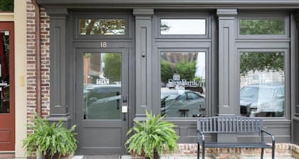Luxury Loft in Downtown Columbia with Rooftop Terrace