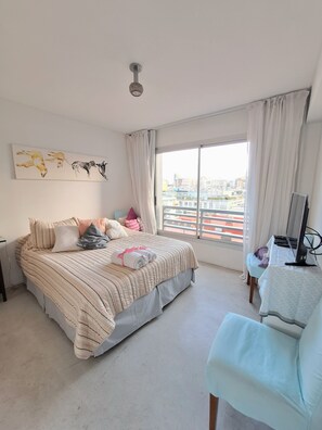 1 quarto, ferros/tábuas de passar roupa, Wi-Fi, roupa de cama