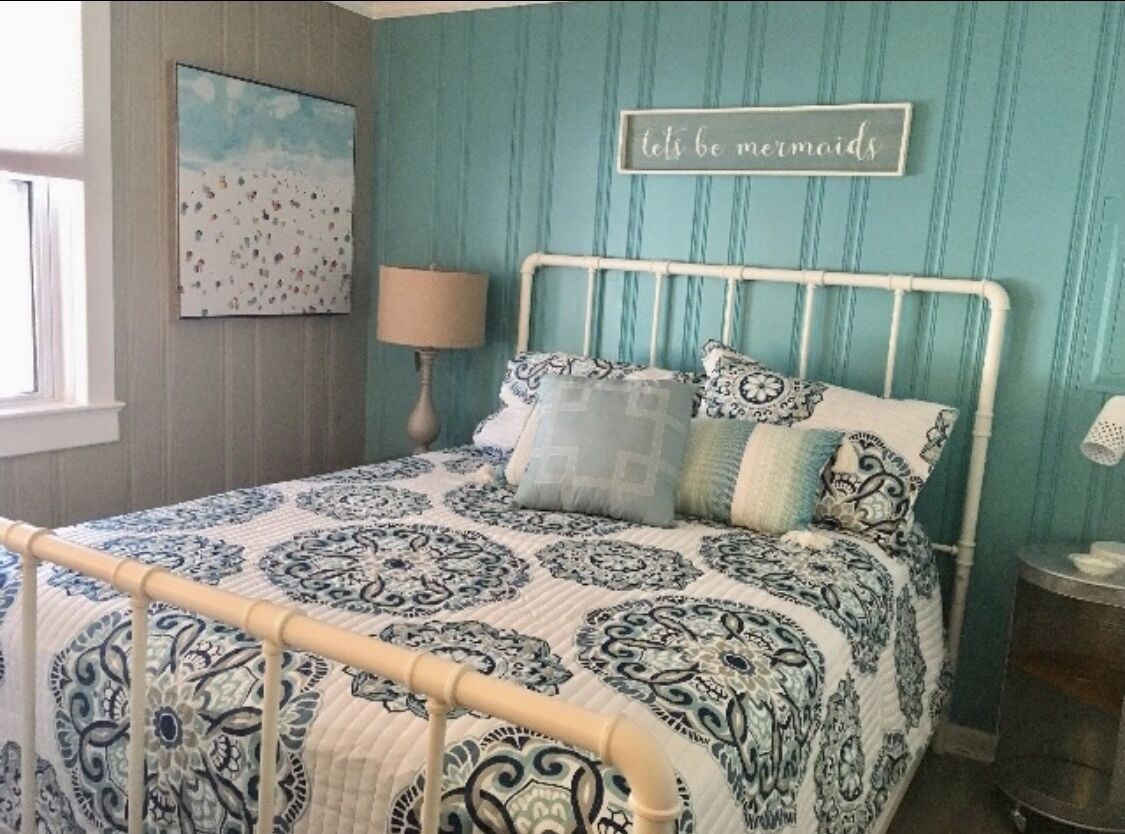 Dewey Beach Condo 2BR + Sleeper. Family friendly! Three min walk to the beach!