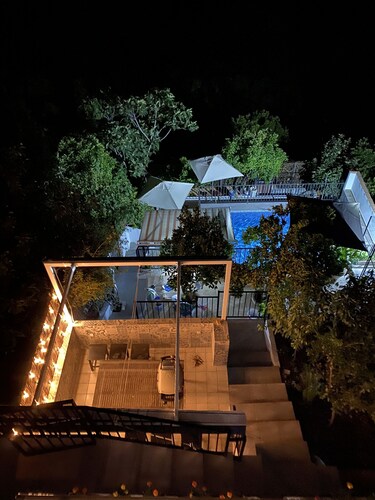 Beautiful House With Fantastic Views of the Sierra