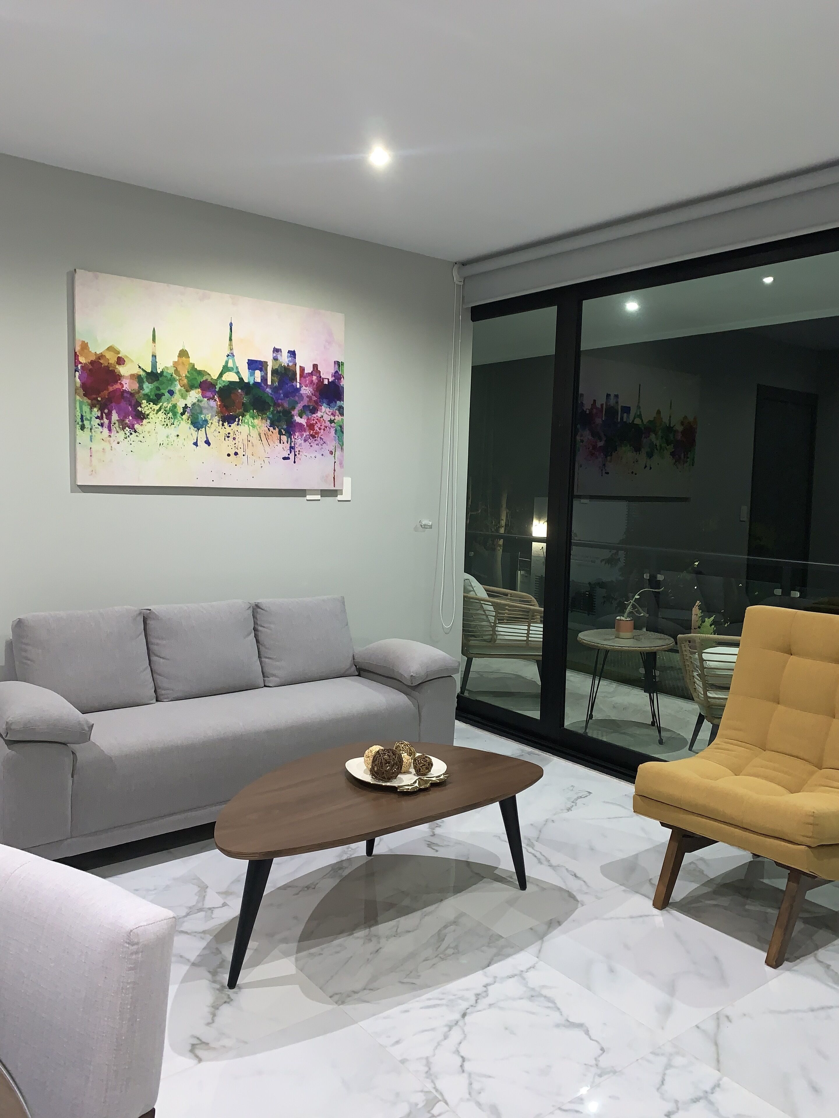 Luxury Apartment LEVEL 402