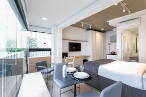 Studio Casal | Décoration personnalisée, Wi-Fi gratuit, draps fournis