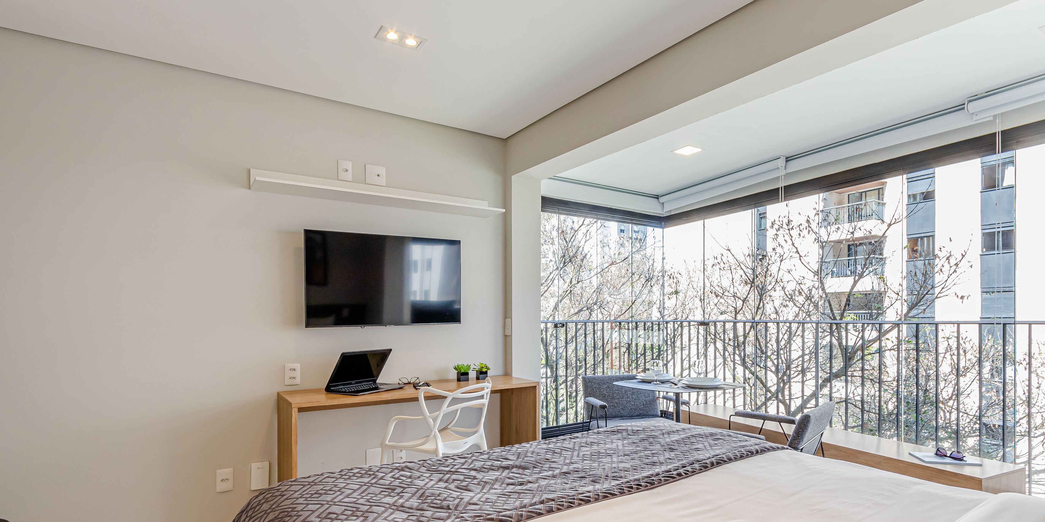 Studio Superior Casal | Individually decorated, free WiFi, bed sheets