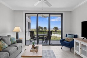 TV - Sublime Gulf Beach Villas Residence on Captiva (Captiva)