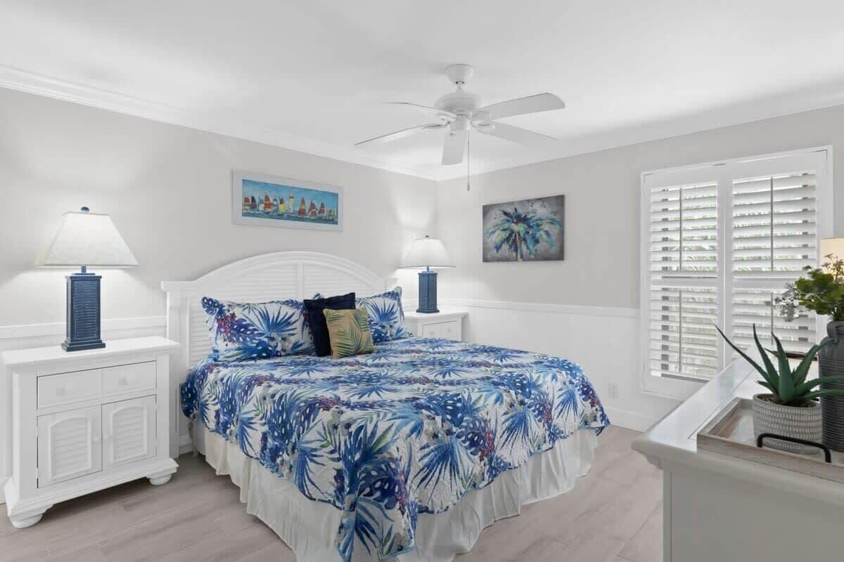 2 habitaciones, tabla de planchar con plancha, cuna de viaje y wifi 