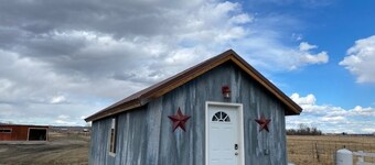 Quiet Country Burnt Cross Cabin close to Billings