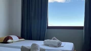 4 bedrooms, desk, travel crib, free WiFi