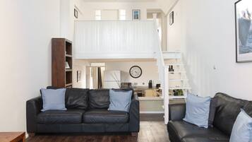 Smart TV, video games, stereo