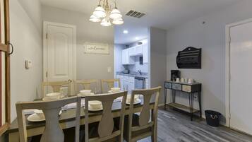 Condo (Patriot Place - Walk-in NO STAIRS - S) | Exterior