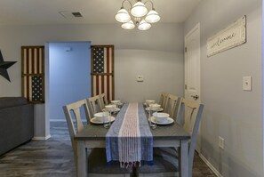Condo (Patriot Place - Walk-in NO STAIRS - S) | Exterior