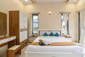 3 bedrooms, WiFi, bed sheets