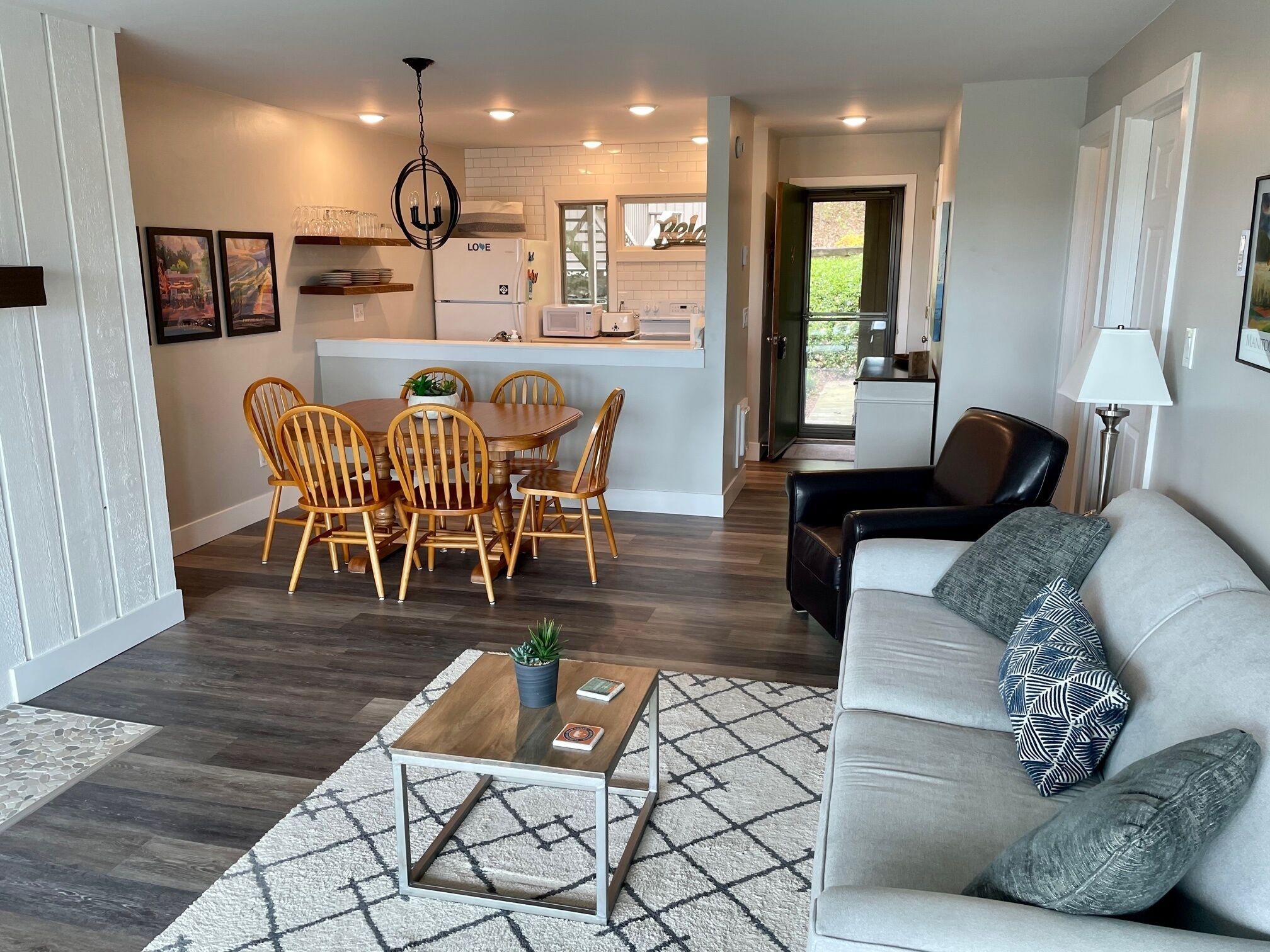 Waterfront 2 Bedroom Slice of Paradise - on Lake Michigan in Glen Arbor MI