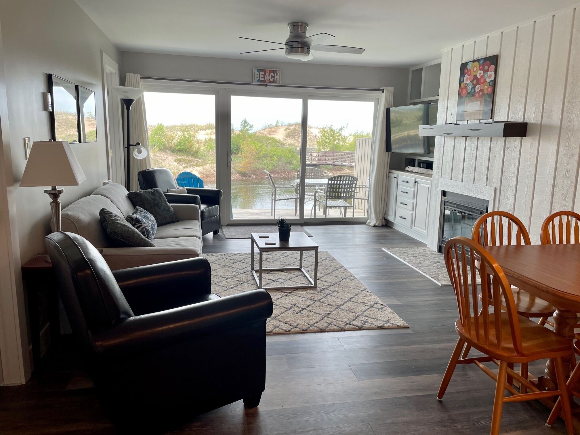 Waterfront 2 Bedroom Slice of Paradise - on Lake Michigan in Glen Arbor MI