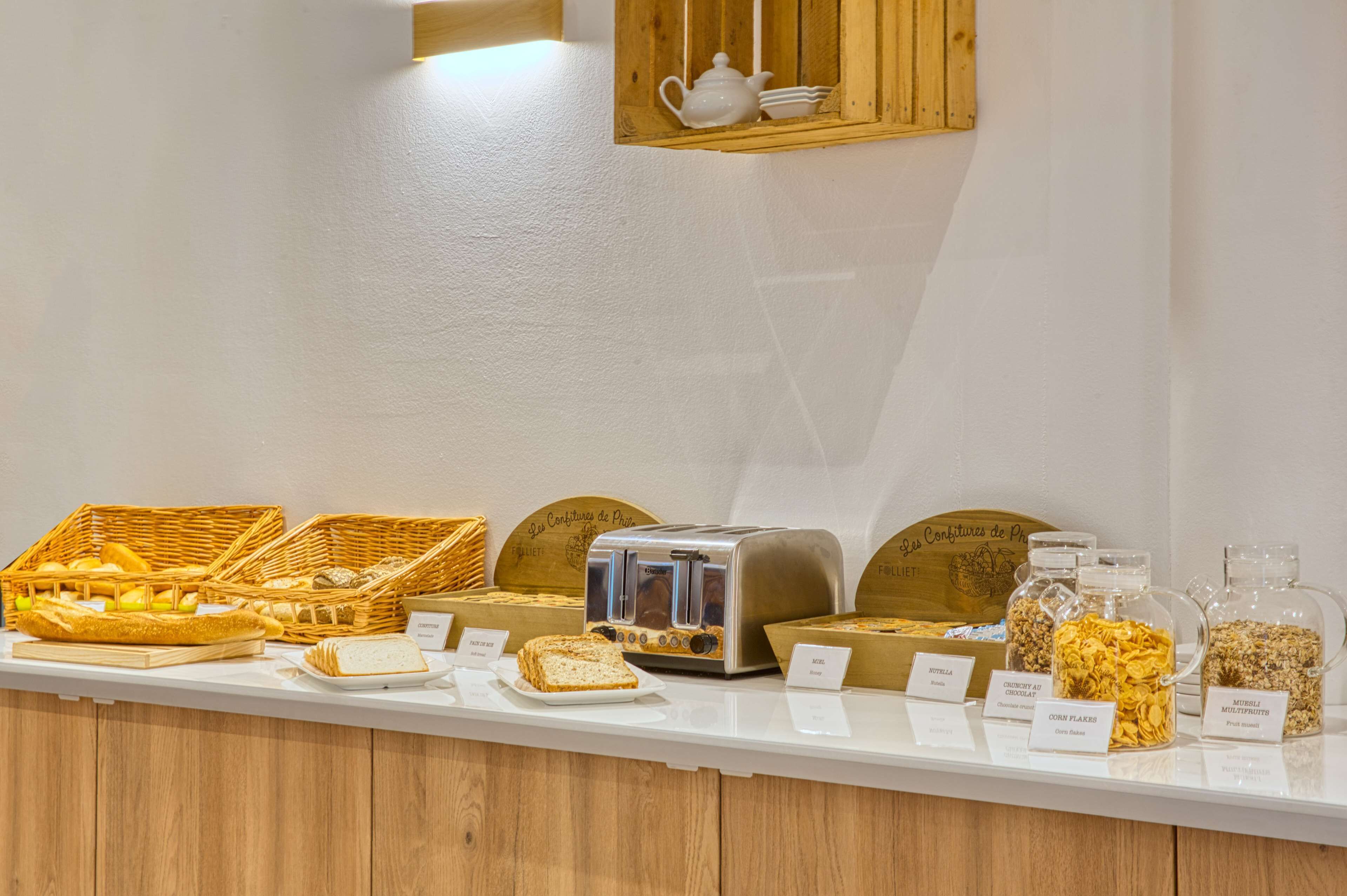 daily buffet breakfast (eur 12 per person)