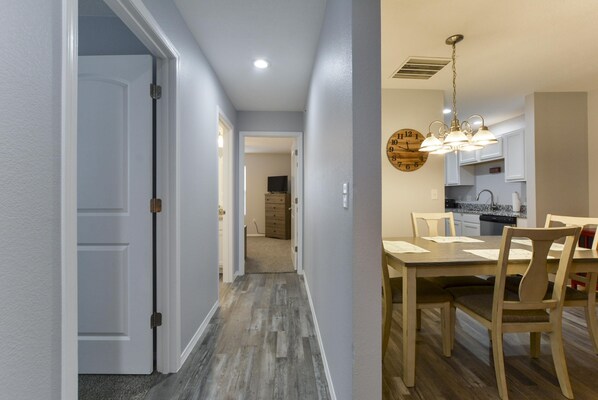 Condo (Western Comfort - JUST REMODELED!! - ) | Private kitchen | Cookware/dishes/utensils