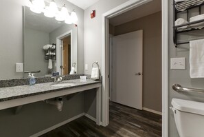 Condo (Timepiece Stay - **NEW/Remodeled** NO) | 3 habitaciones