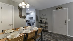 Condo (Timepiece Stay - **NEW/Remodeled** NO) | Private kitchen - Timepiece Stay (Branson)