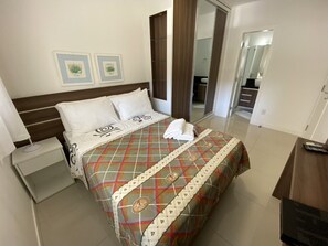 Apartamento superior | 2 quartos, cofres nos quartos, ferros/tábuas de passar roupa