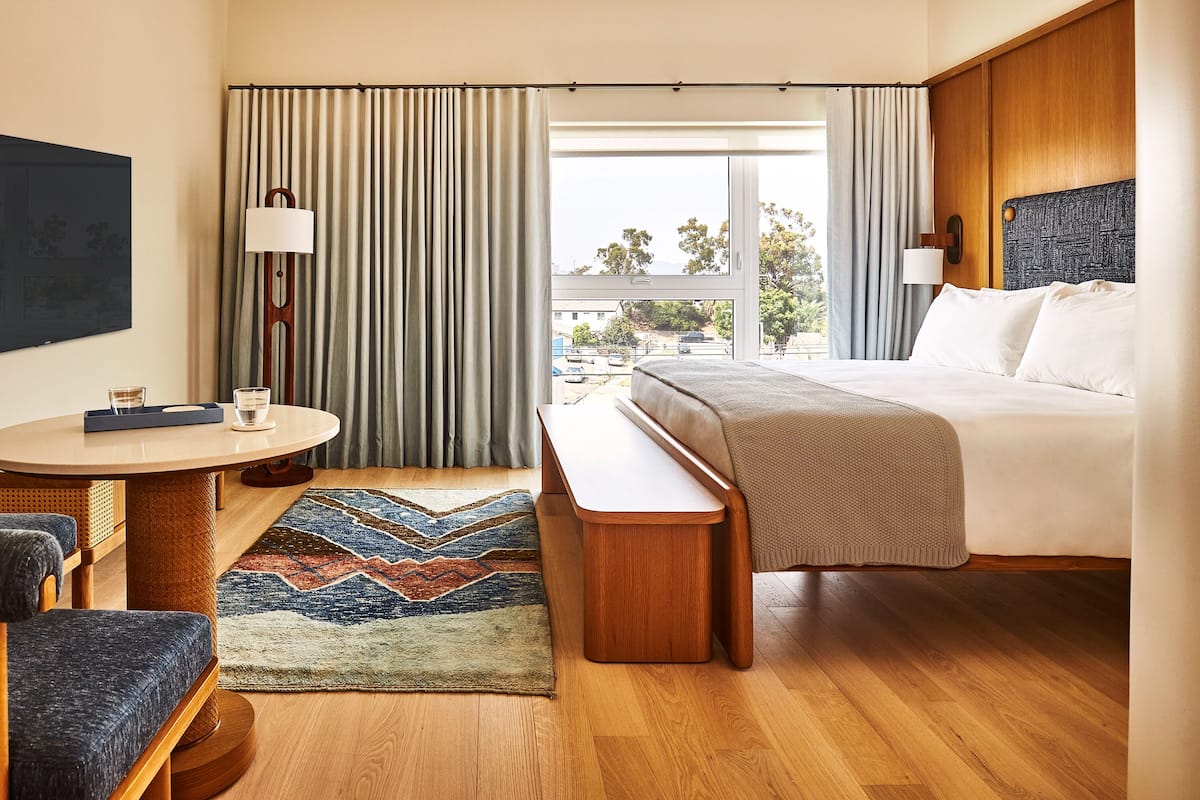 Ropa de cama hipoalergénica y minibar