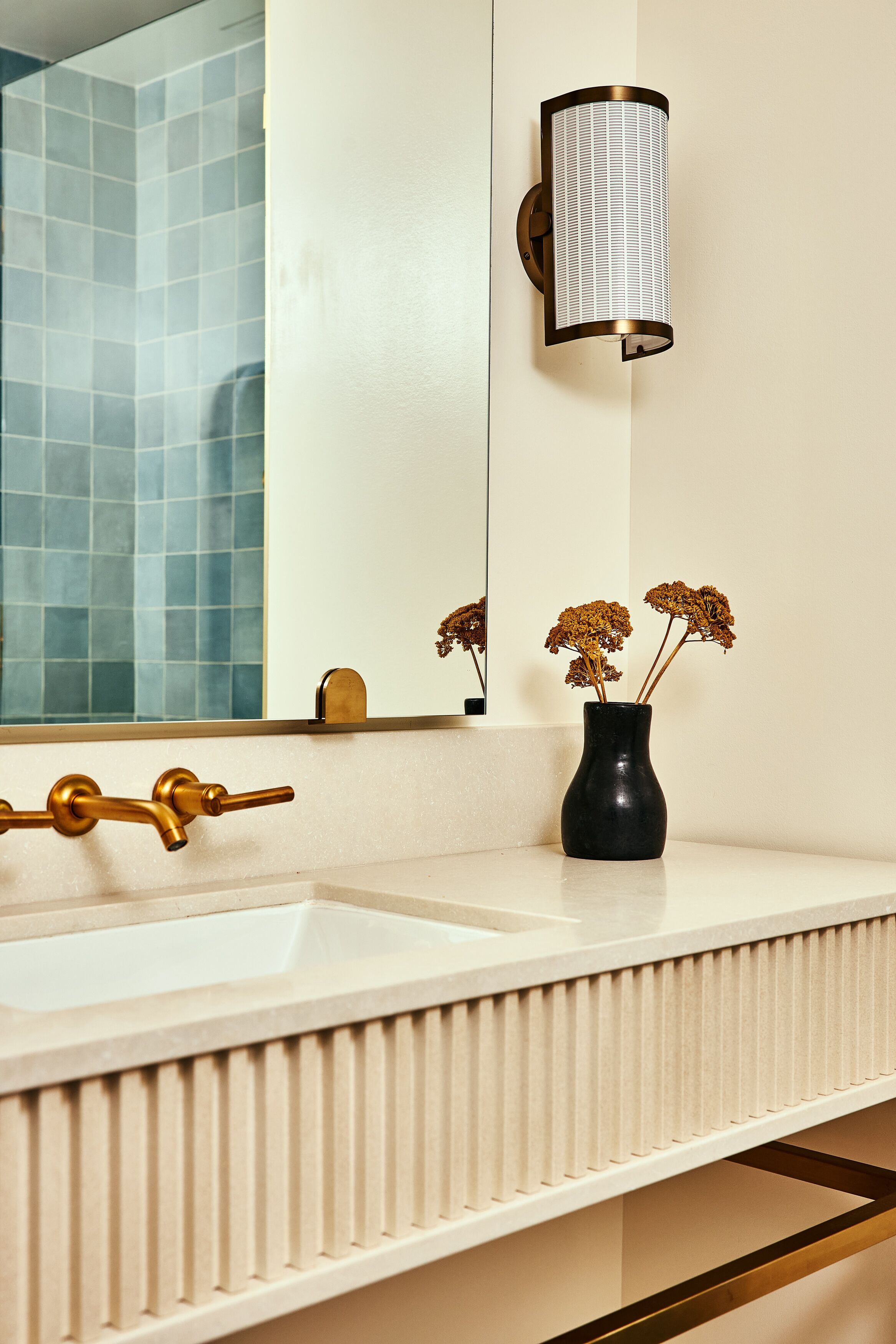 deluxe room, 1 king bed, terrace | bathroom | free toiletries, hair dryer, bathrobes, towels