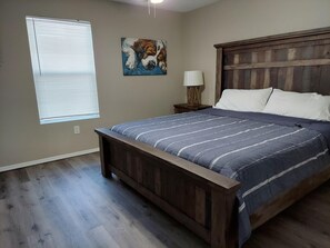 Condo (Mystic Mountain Condo - Pool - REMODE)