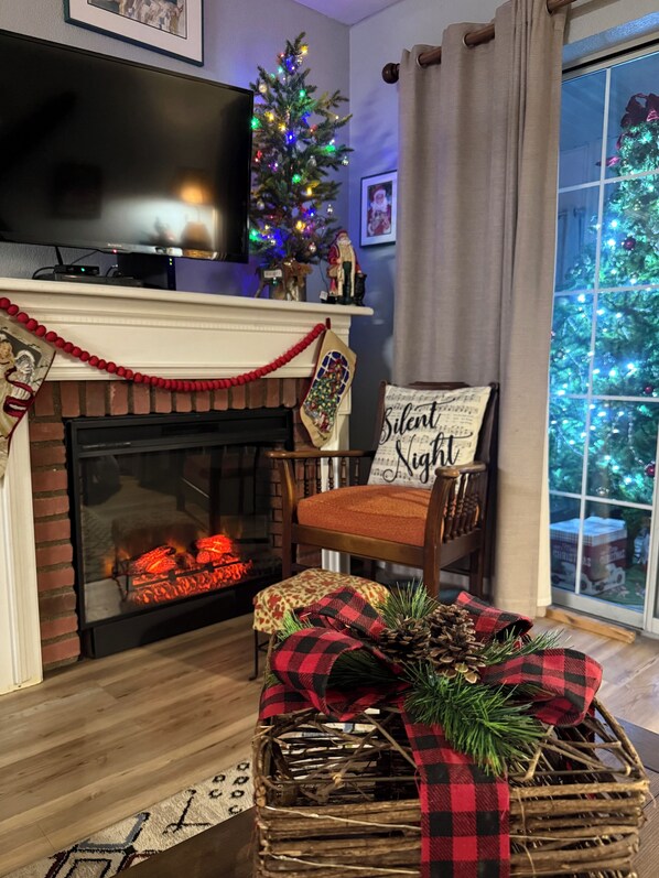 Interior - Ozark Hideaway at Fall Creek (Branson)