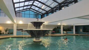 Piscine couverte, piscine chauffée