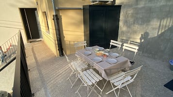 Ulkoruokailutilat
