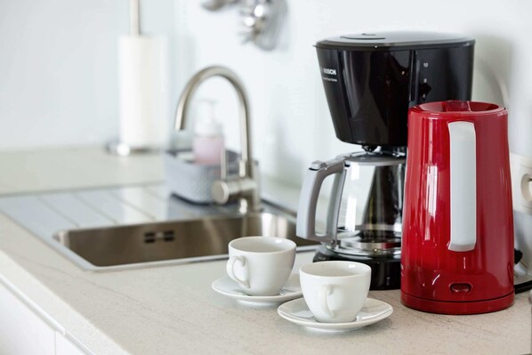 Coffee and/or coffee maker - Comfortable Apartment | Balcony, Pool, Air Conditioning (Rogowo)