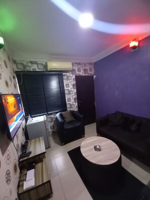 Smart TV, DVD player, books