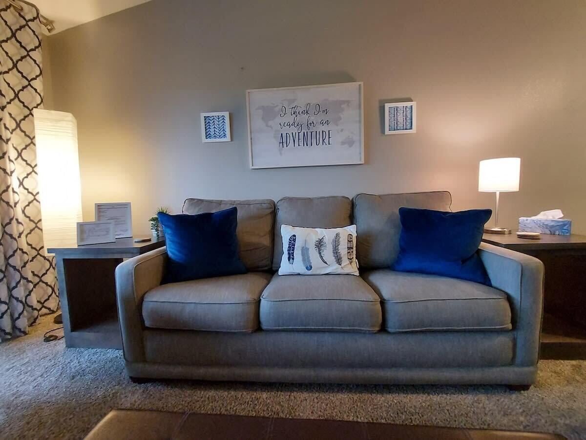 TV, DVD player, offices
