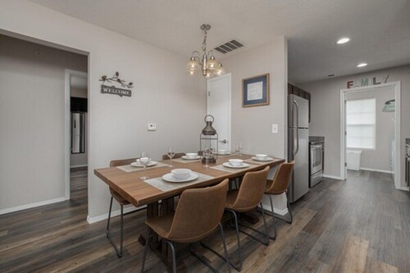 Condo (The Timberland - REMODELED - Everythi) | Private kitchen