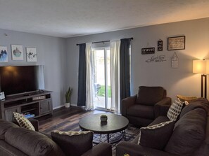 Condo (Travel Tips - **NEW** Walk out - POOL) | Exterior