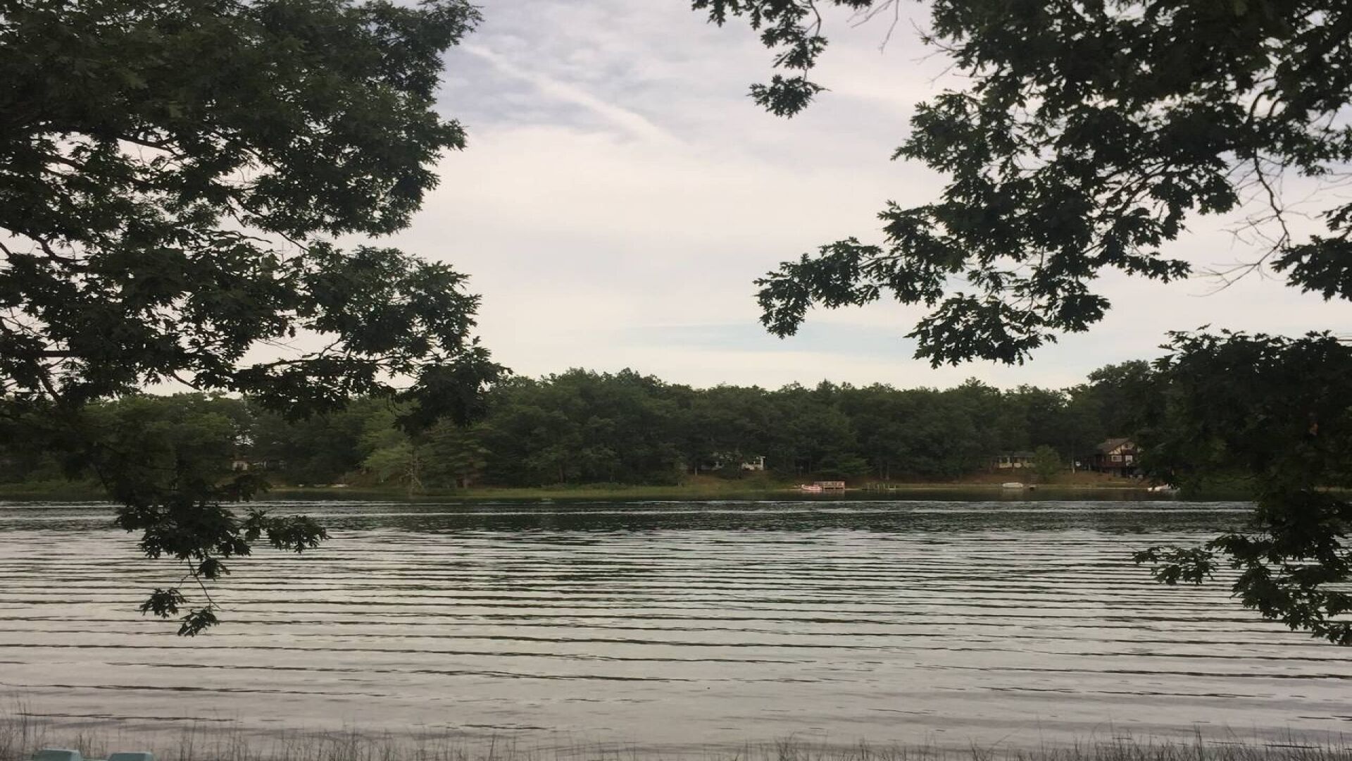 Relaxing Home on Idlewild Lake