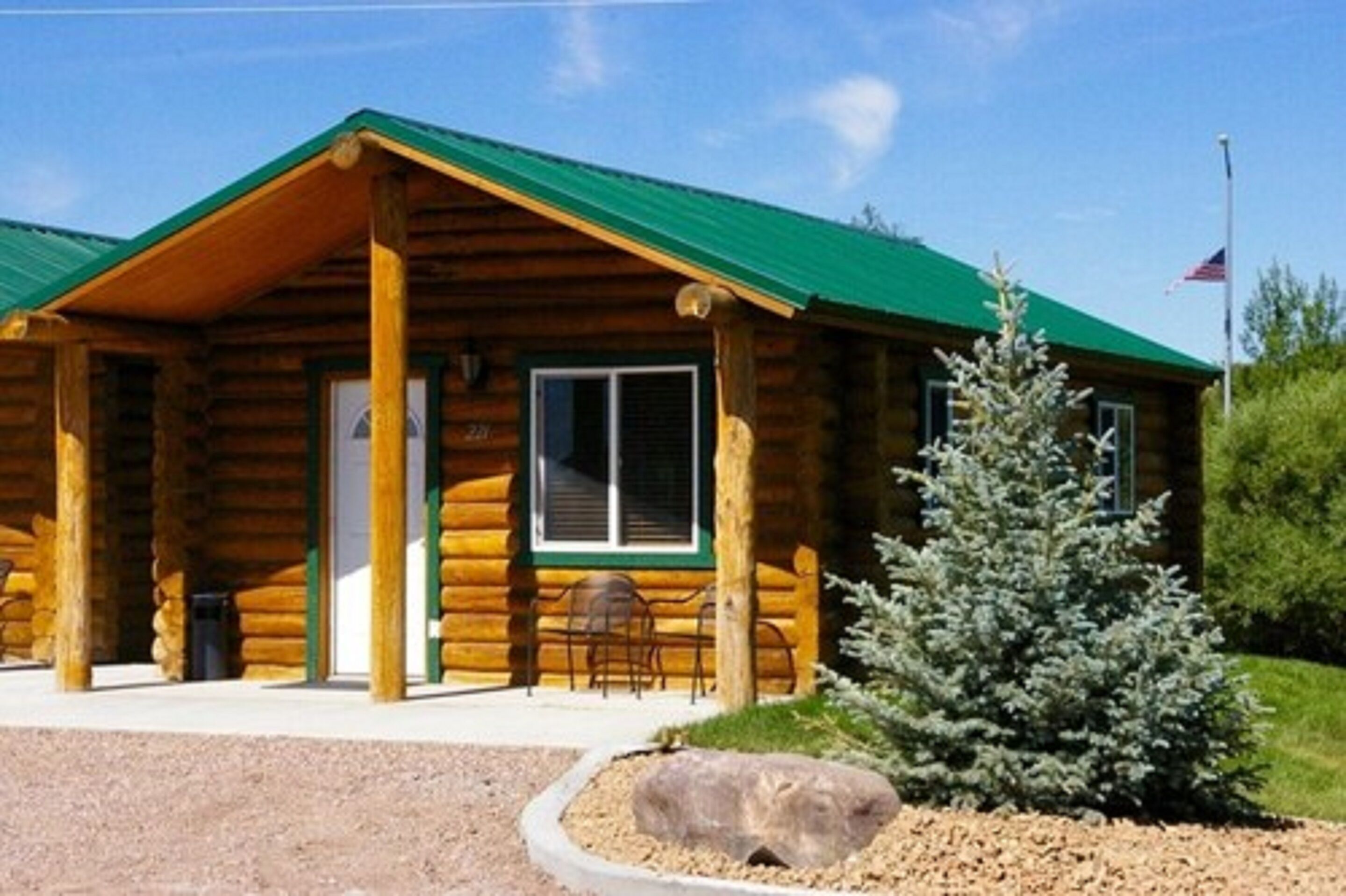 Romantic Cabin | Down duvets, pillow-top beds, individually decorated