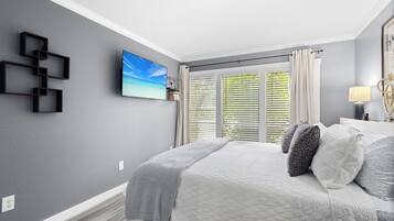 1 bedroom, iron/ironing board, travel cot, free WiFi