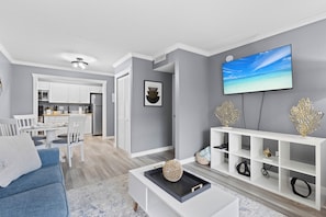 Smart TV, books