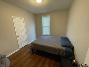 7 bedrooms, internet