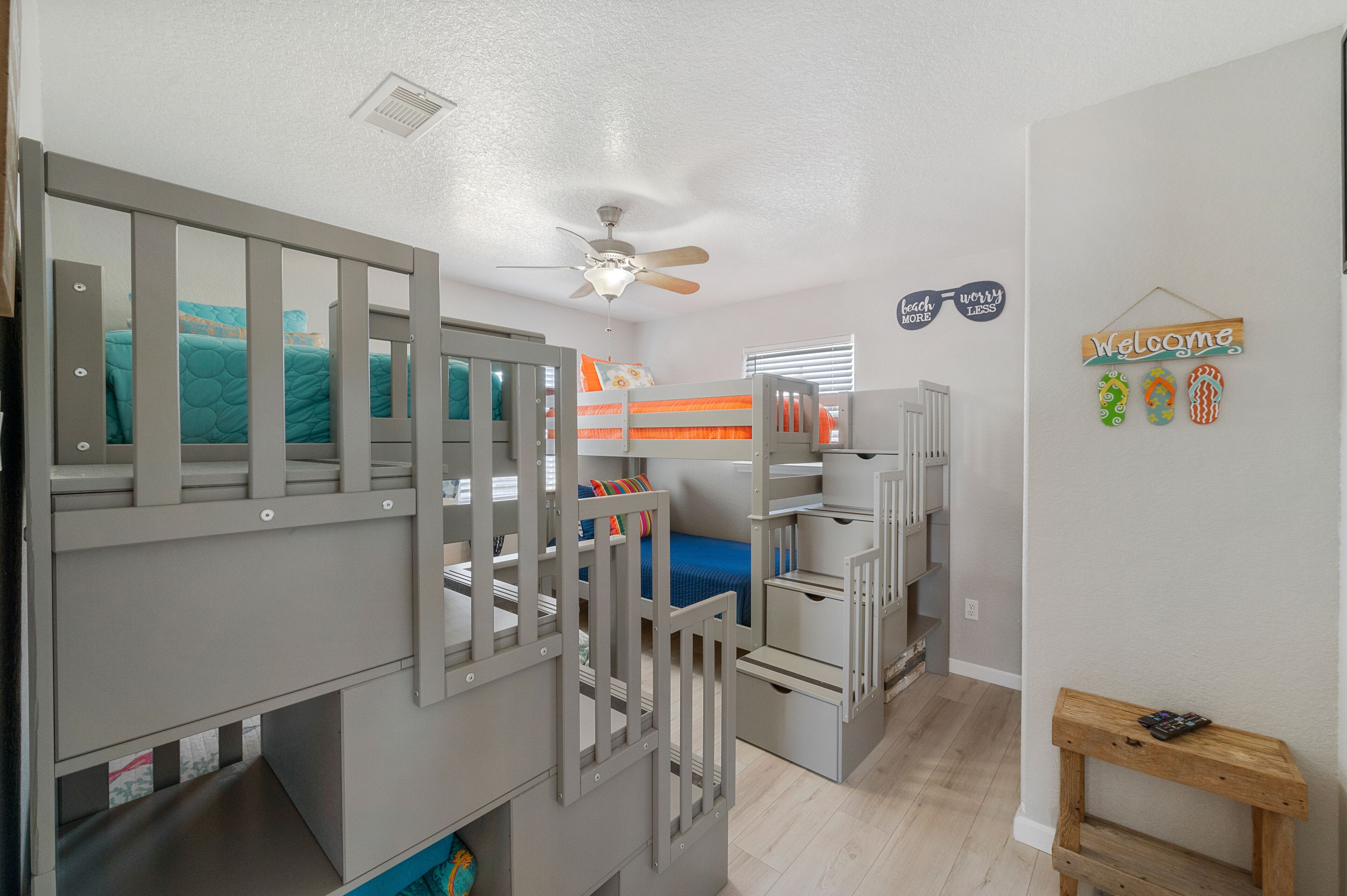 Sea La Vie - Beachfront - Pedestrian Beach