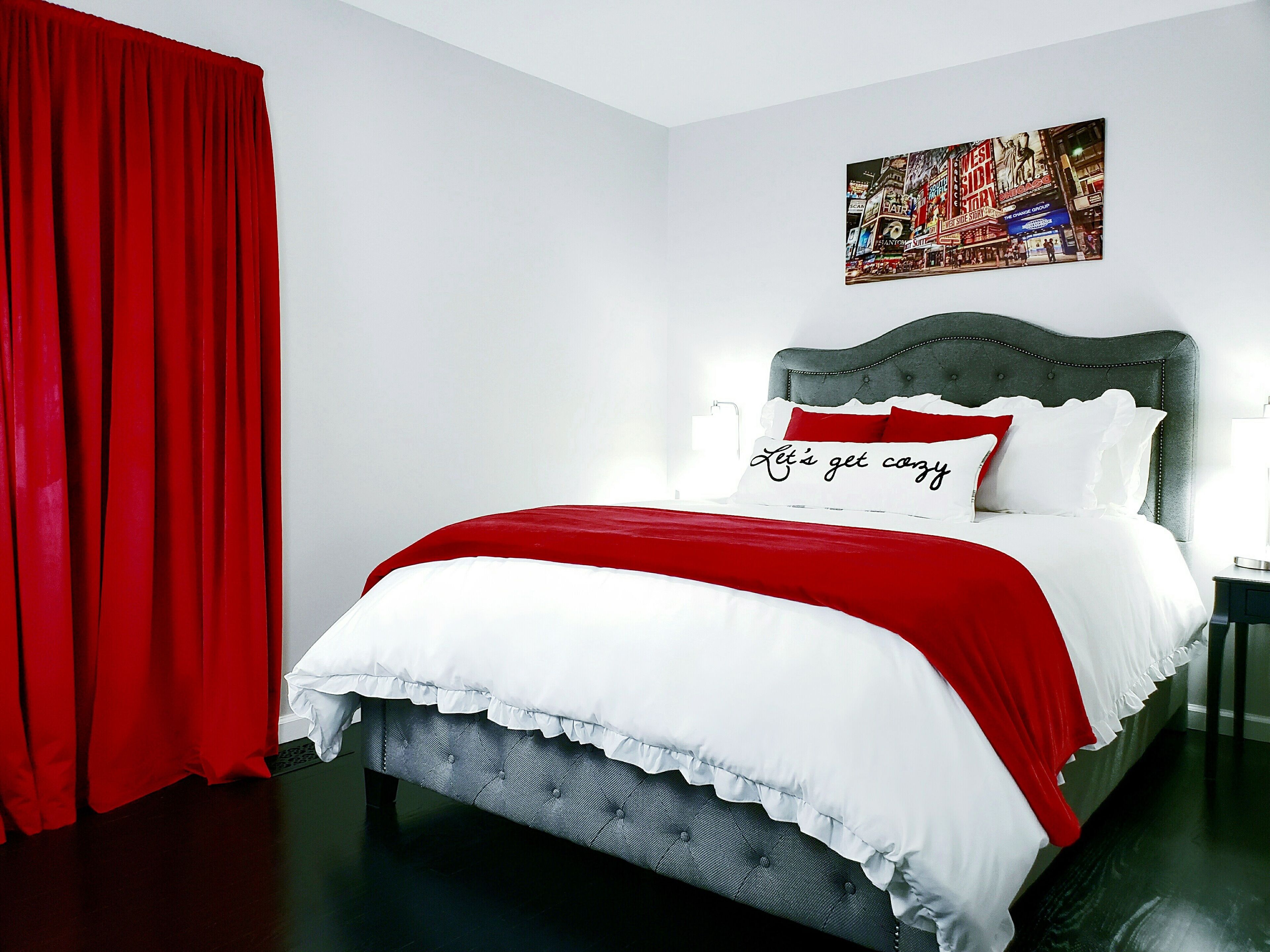 Chic 2BR/2BA Apt FREE Parking near Times Square