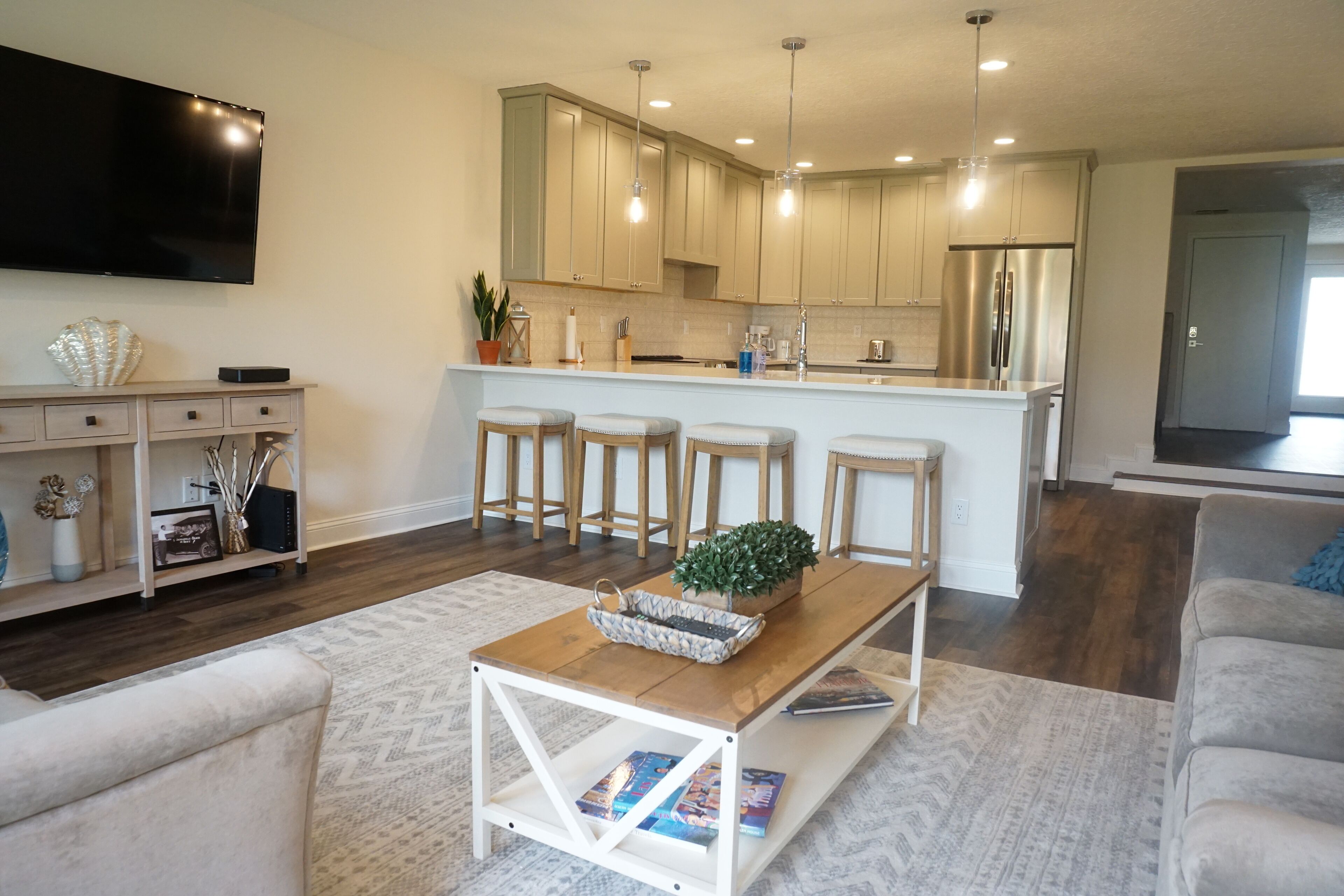 Large Marsh View Home - Near Mayo Clinic and Beaches