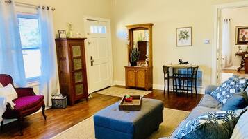 Smart TV, books, computer monitors