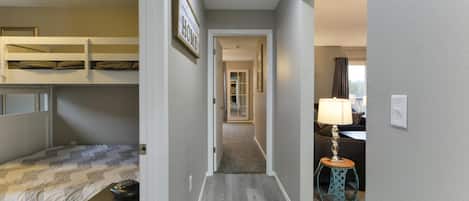 Condo (GoodVibes Hillside - Balcony w/Ozarks) | Exterior