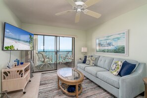 Smart TV, DVD player, books, stereo