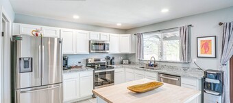 'Bear Canyon Casa' - Tucson Home Base w/ Mtn Views