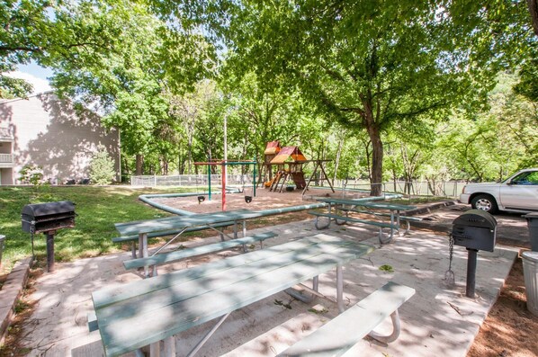 Property grounds - The GrandView Getaway (Branson)